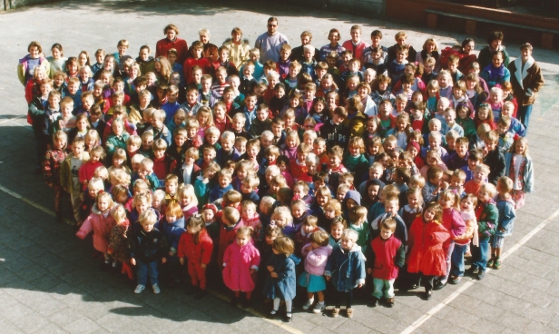 1992-1993-groepsfoto-sint-martinusschool-vrije-gesubsidieerde-school-lindedreef-1.jpg